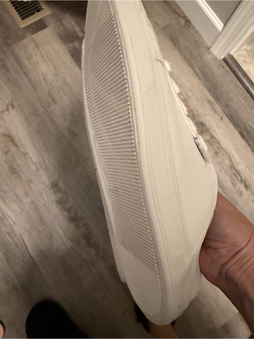 Rocket Dog White Canvas Low-Top Sneakers 7 NWOT - Picture 2 of 3
